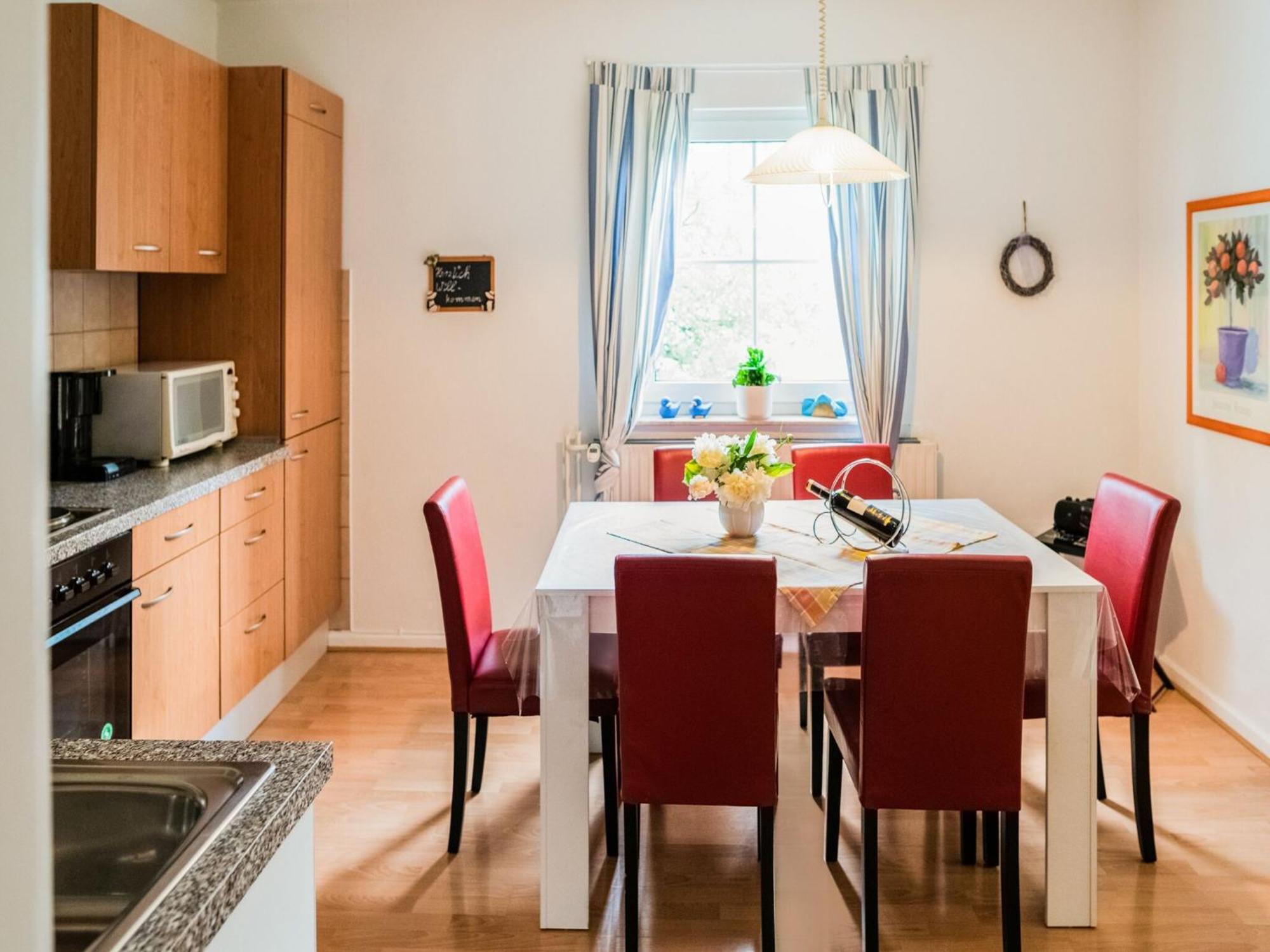 Luxurious Apartment In Medebach Near Public Pool מראה חיצוני תמונה