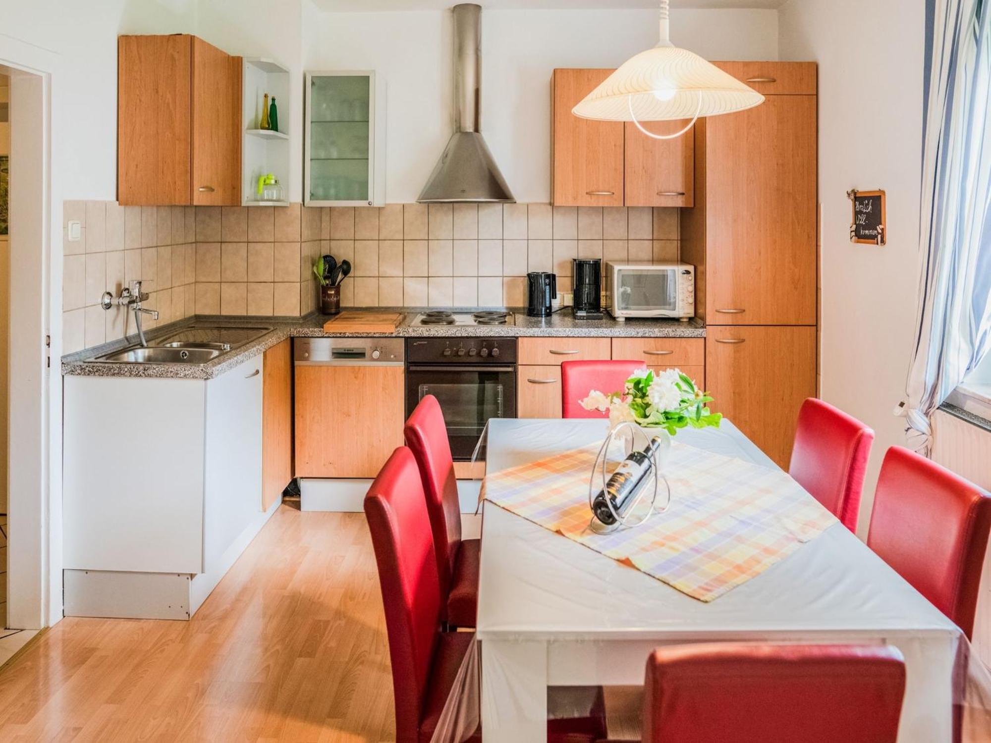 Luxurious Apartment In Medebach Near Public Pool מראה חיצוני תמונה